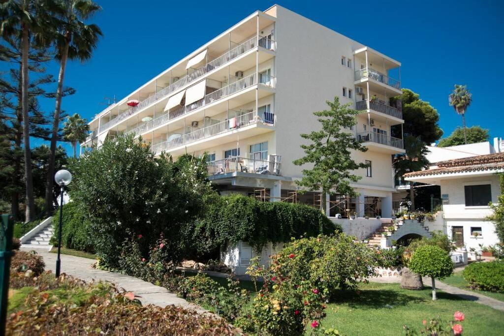 Carihuela Palace Torremolinos Luaran gambar