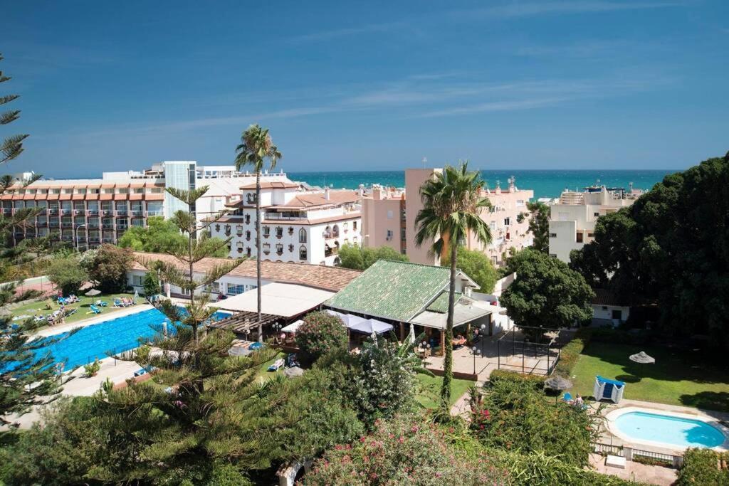 Carihuela Palace Torremolinos Luaran gambar